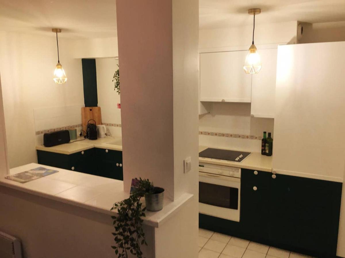 Eugene-Stockholm Lägenhet Reims Exteriör bild